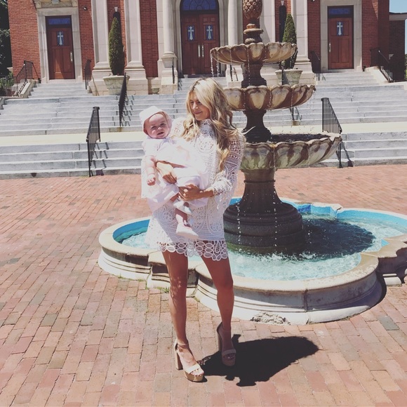 Meet the posher, Brenna & Pepper! - Picture 13 of 17